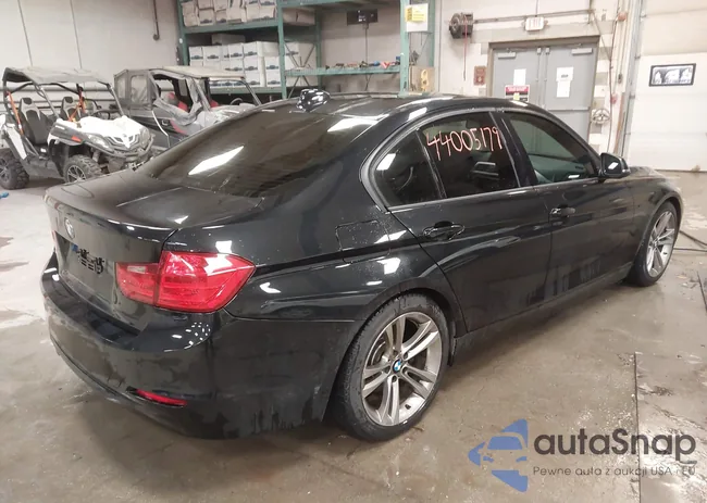 WBA3A5C56CF348110: 44005179