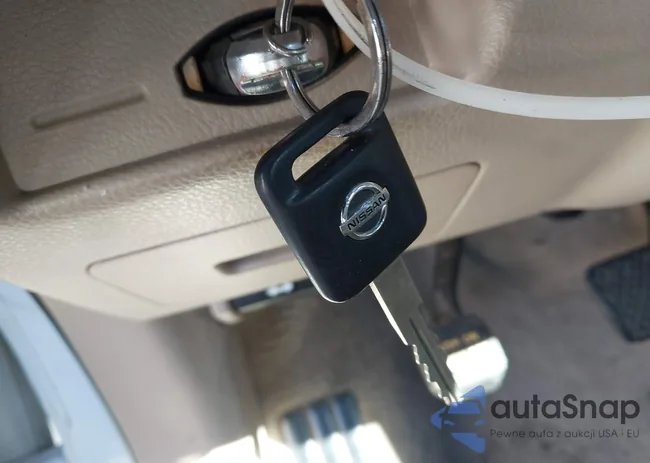 1N4BL2AP4BN433209: 44005184