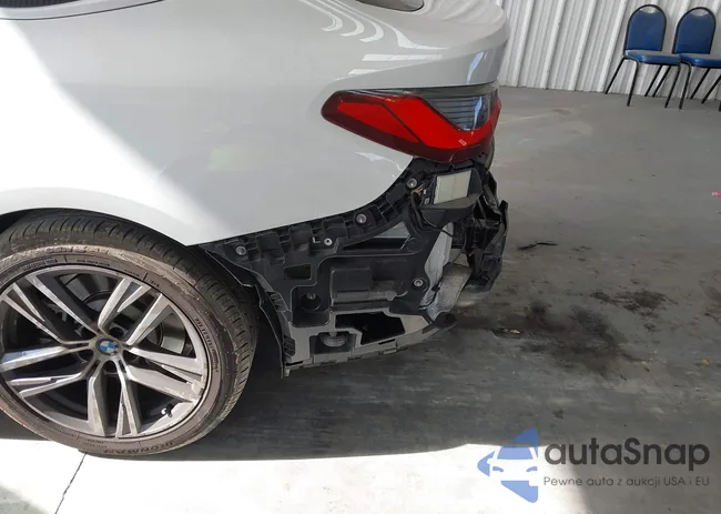 WBA63AV05NFM68694: 44005189