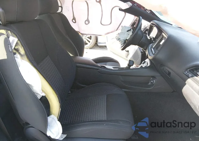 2C3CDZAG8JH251660: 44005203