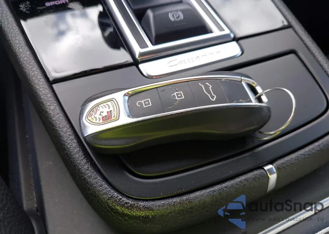 WP1AA2AY6LDA02476: 44005230