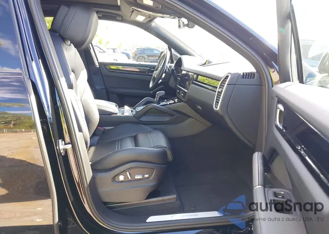 WP1AA2AY6LDA02476: 44005230