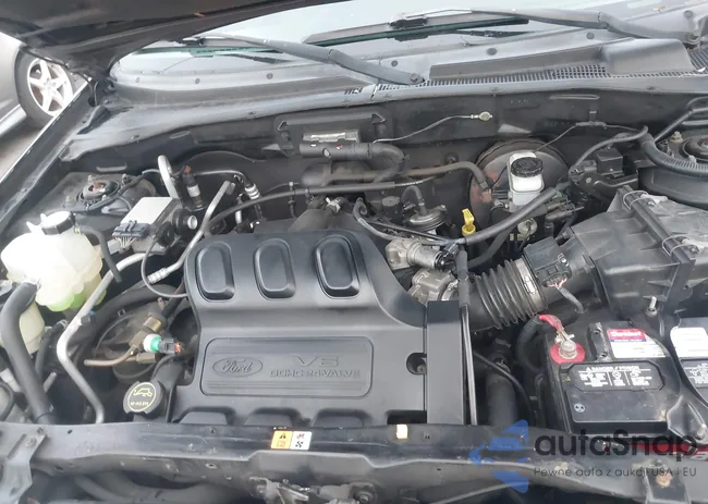 1FMCU04133KB86819: 44004258