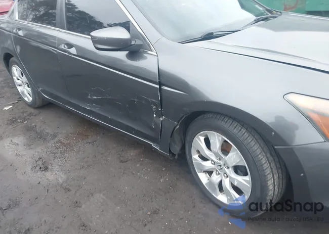 1HGCP26799A002847: 44004335