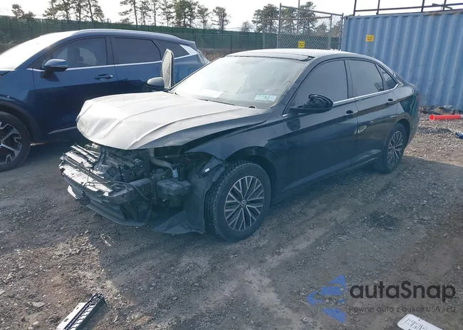 3VWC57BU7MM015229: 44004337