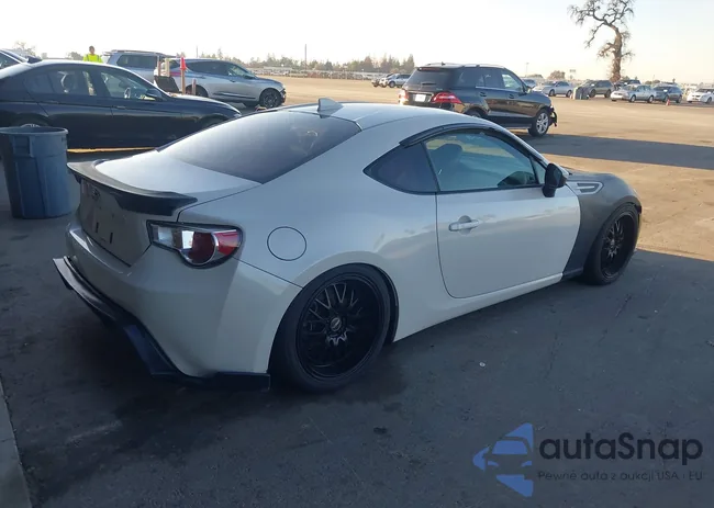 JF1ZCAC15F9605411: 44004344