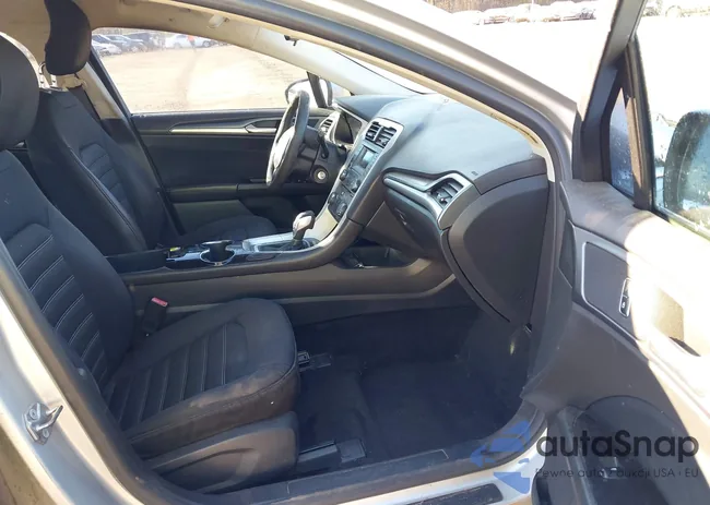 3FA6P0H71ER339564: 44004387