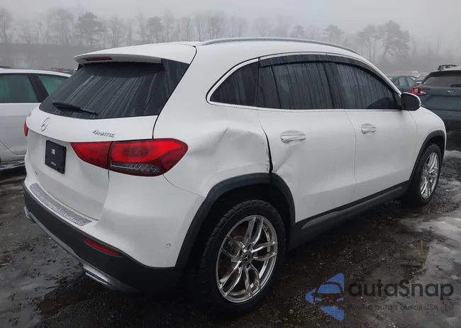 W1N4N4HB2MJ132802: 44004390