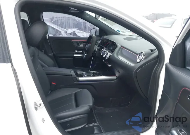 W1N4N4HB2MJ132802: 44004390