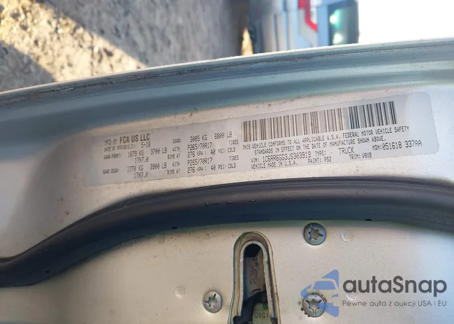 1C6RR6GG3JS303919: 44004415