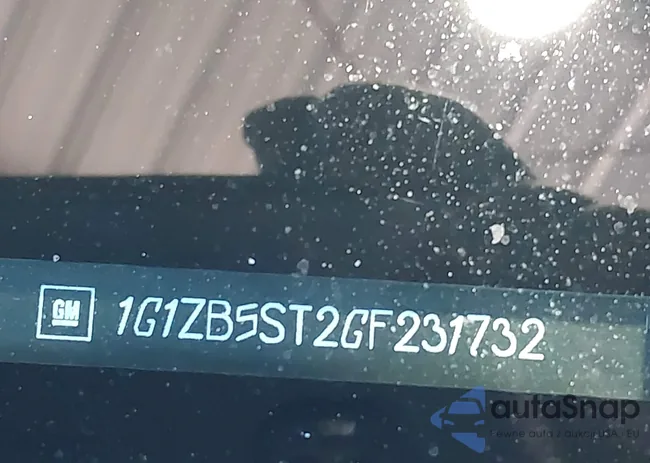 1G1ZB5ST2GF231732: 44004436