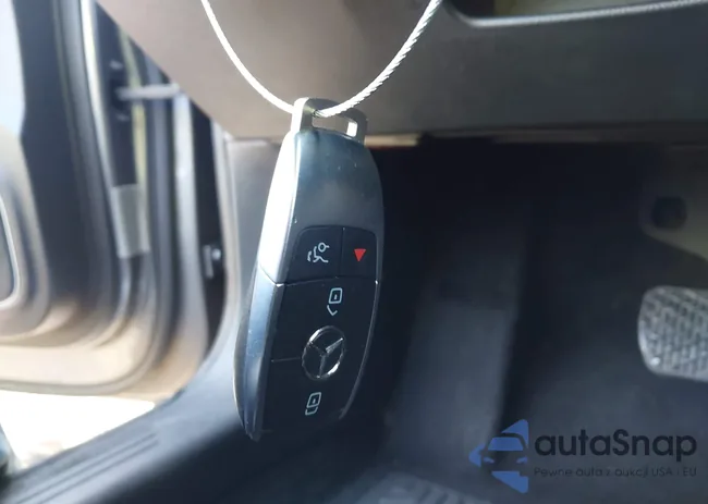 W1K3G4EB6LJ220127: 44004452