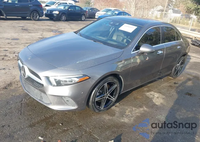 W1K3G4EB6LJ220127: 44004452