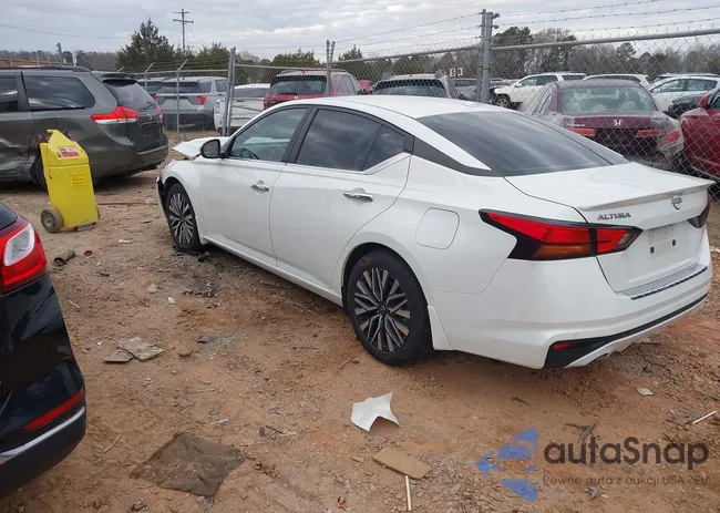 1N4BL4DV2PN346003: 44004470