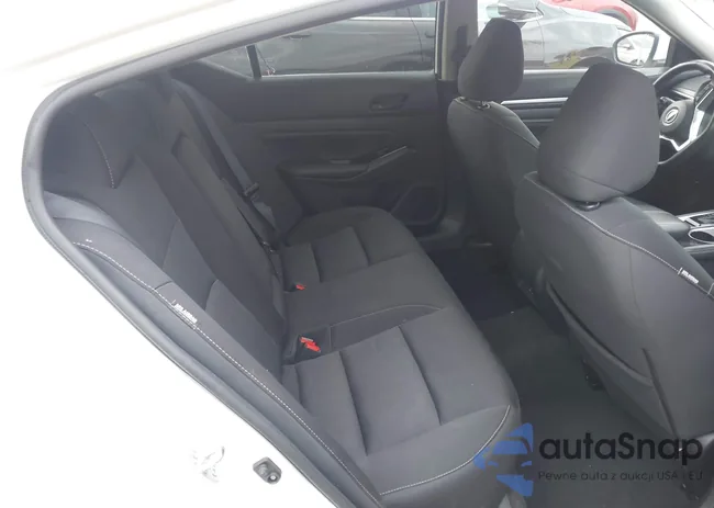 1N4BL4DV2PN346003: 44004470