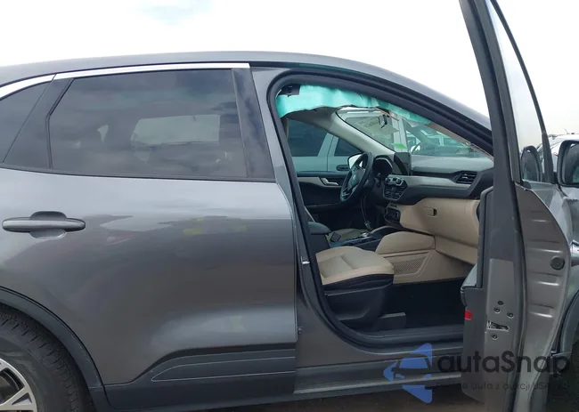 1FMCU0H68NUA39232: 44004628