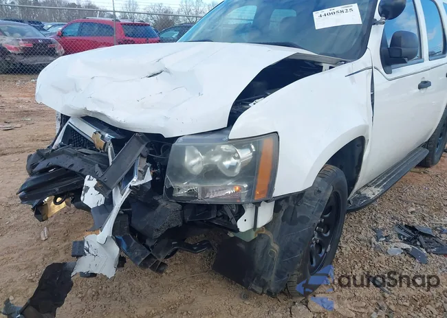 1GNLC2E04ER181882: 44005825