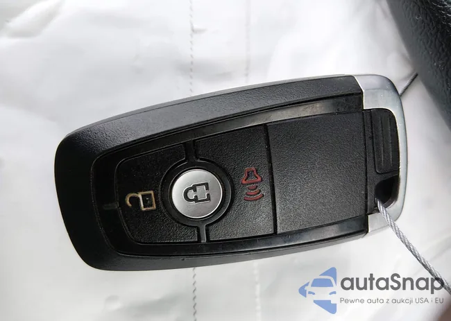 1FMCU9G69LUC45260: 44005899