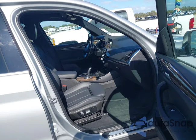 5UXTR7C53KLE94120: 44005957