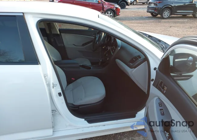 KNAGM4A75F5544699: 44006067