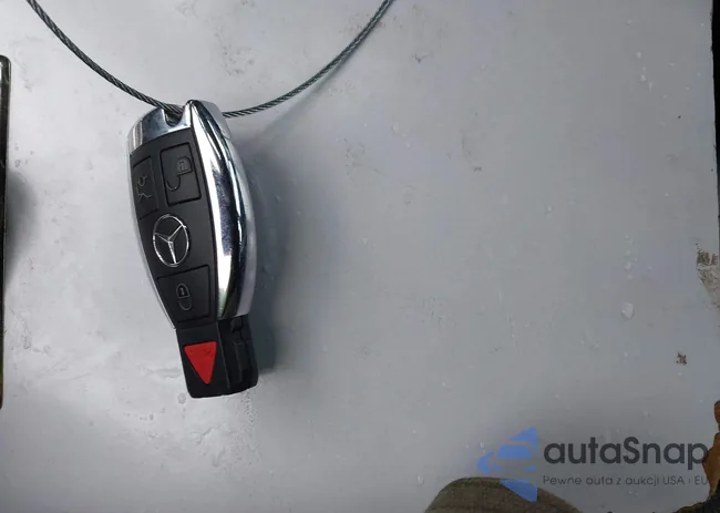 WDBRF52H37E026822: 44006141