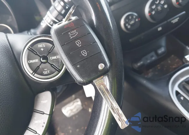 KNDJN2A26F7144816: 44005290