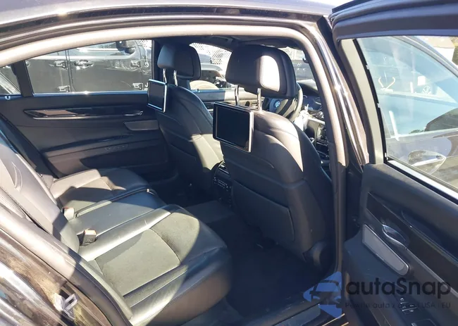 WBAYF8C55ED142686: 44005346