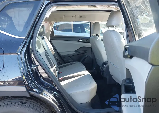 3VVLX7B2XNM067386: 44005376