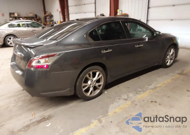 1N4AA5AP2DC817846: 44005414