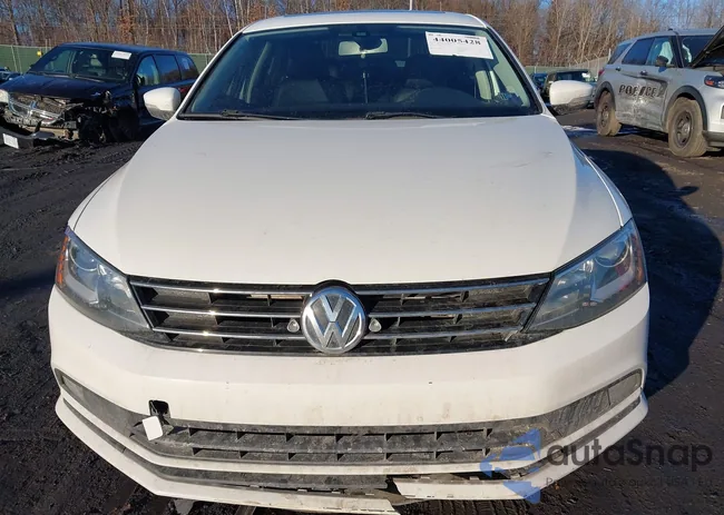 3VWL17AJ1GM221606: 44005428