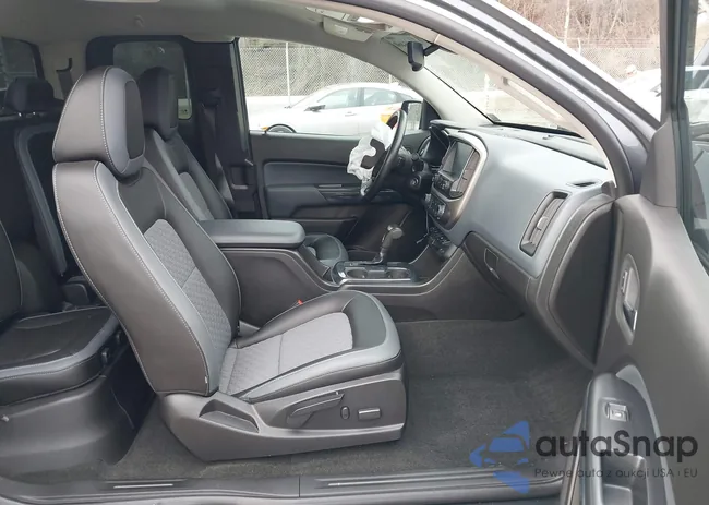 1GCHTDE35G1207587: 44005460