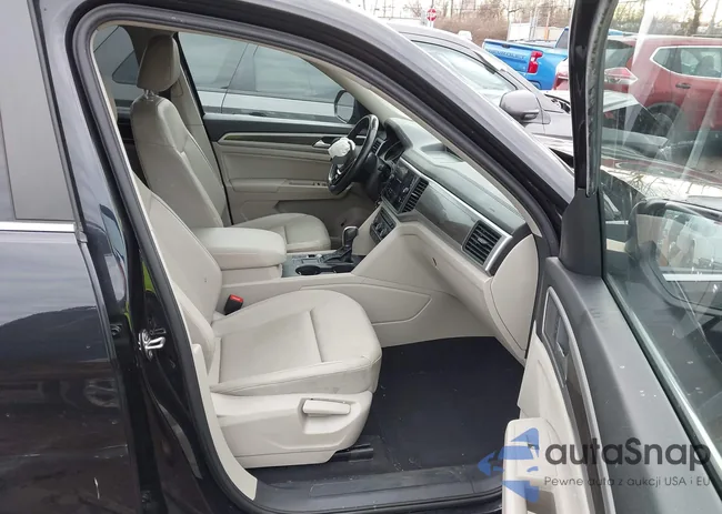 1V2DP2CA3JC598189: 44005490