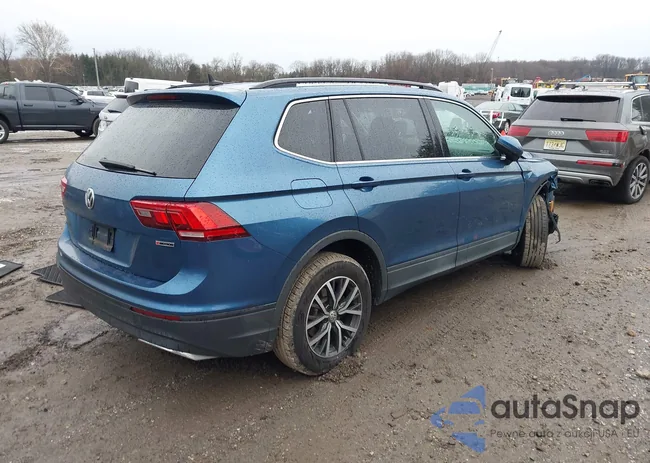 3VV2B7AX5KM156723: 44005575