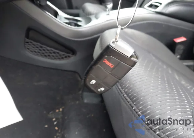 3C4PDCBG7HT526543: 44006904