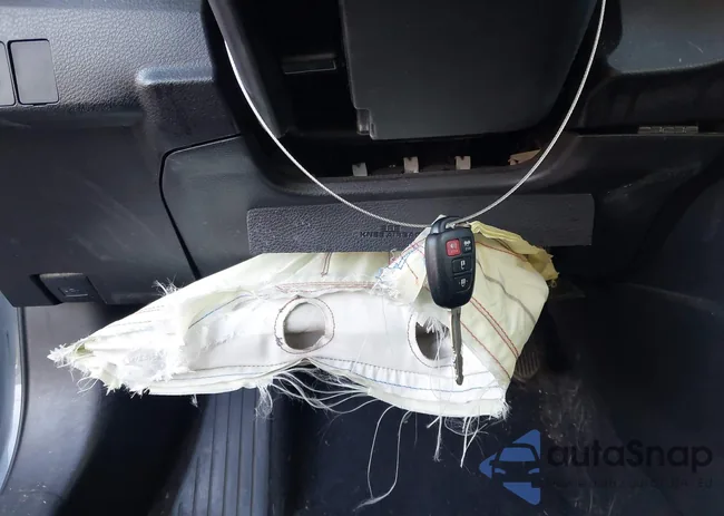 2T1BURHE0EC033787: 44006917