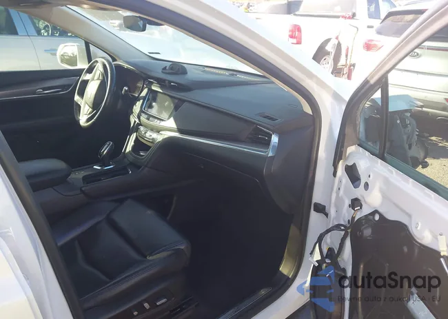 1GYKNCRS1HZ135053: 44006986