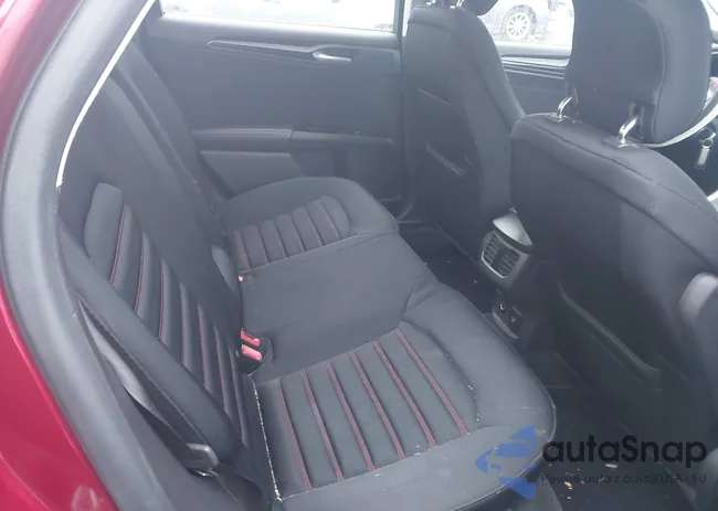 3FA6P0LU5ER145746: 44007080