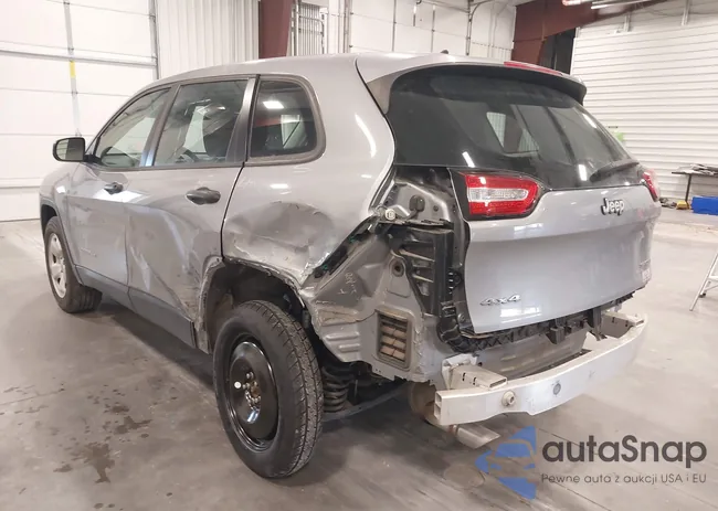 1C4PJMAB2FW528034: 44007151