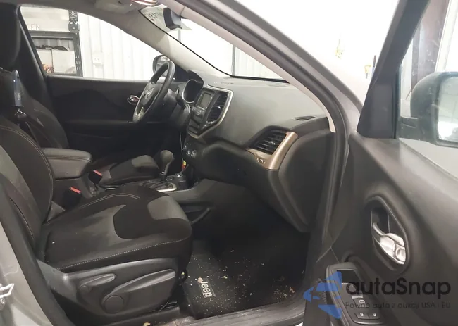 1C4PJMAB2FW528034: 44007151