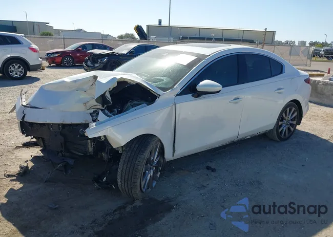 JM3KE2CY2F0463121: 44007189