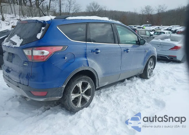 1FMCU9HD3JUA50975: 44007199