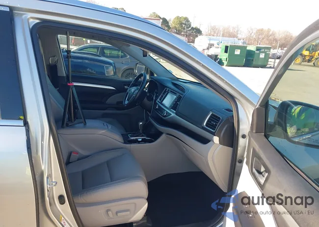 5TDJZRFH8JS560231: 44007210