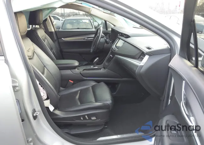 1GYKNBRS1HZ183341: 44007241