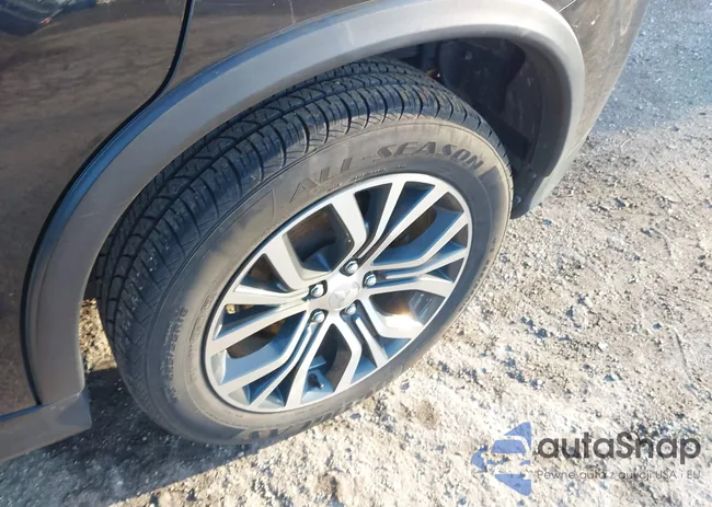 JA4AP3AU0JU024225: 44006311