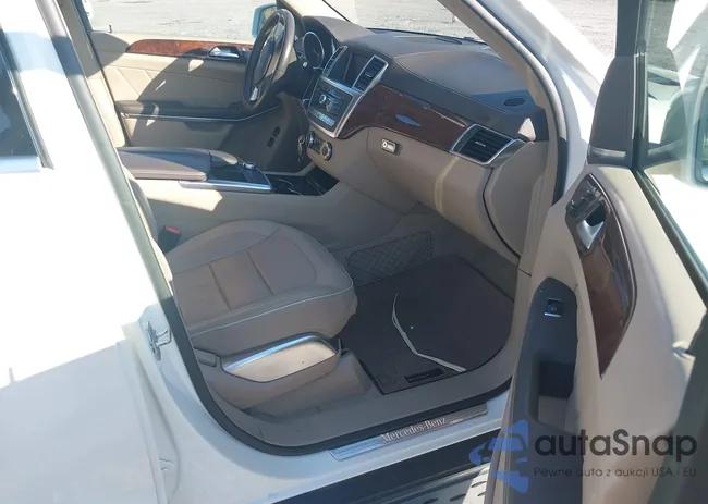 4JGDF7DE2DA139489: 44006313