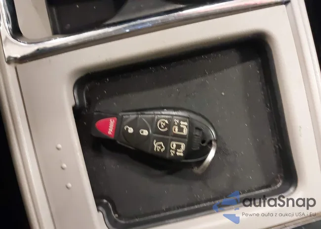 2C4RC1CG4DR757752: 44006407