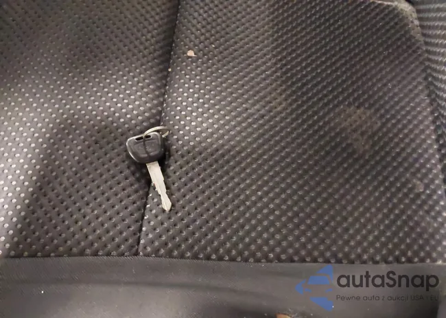 JS3TD941574200711: 44006437