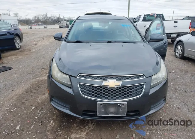 1G1PE5SB4D7155006: 44006443