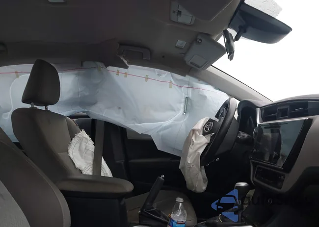 2T1BURHE1JC048440: 44006446