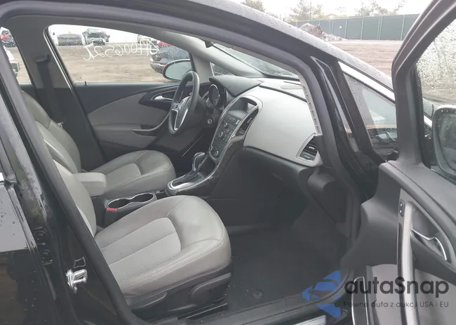 1G4PV5SK9G4137688: 44006527